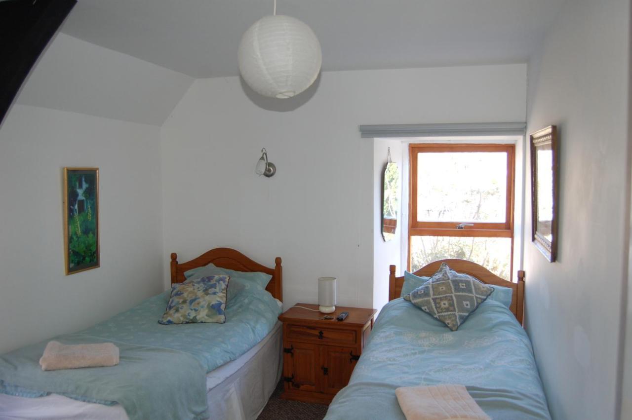 James John Hamilton House And Backpacker Hostel Fishguard Exterior foto